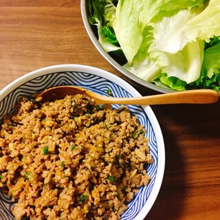 レタス大量消費！レタスの肉味噌包み